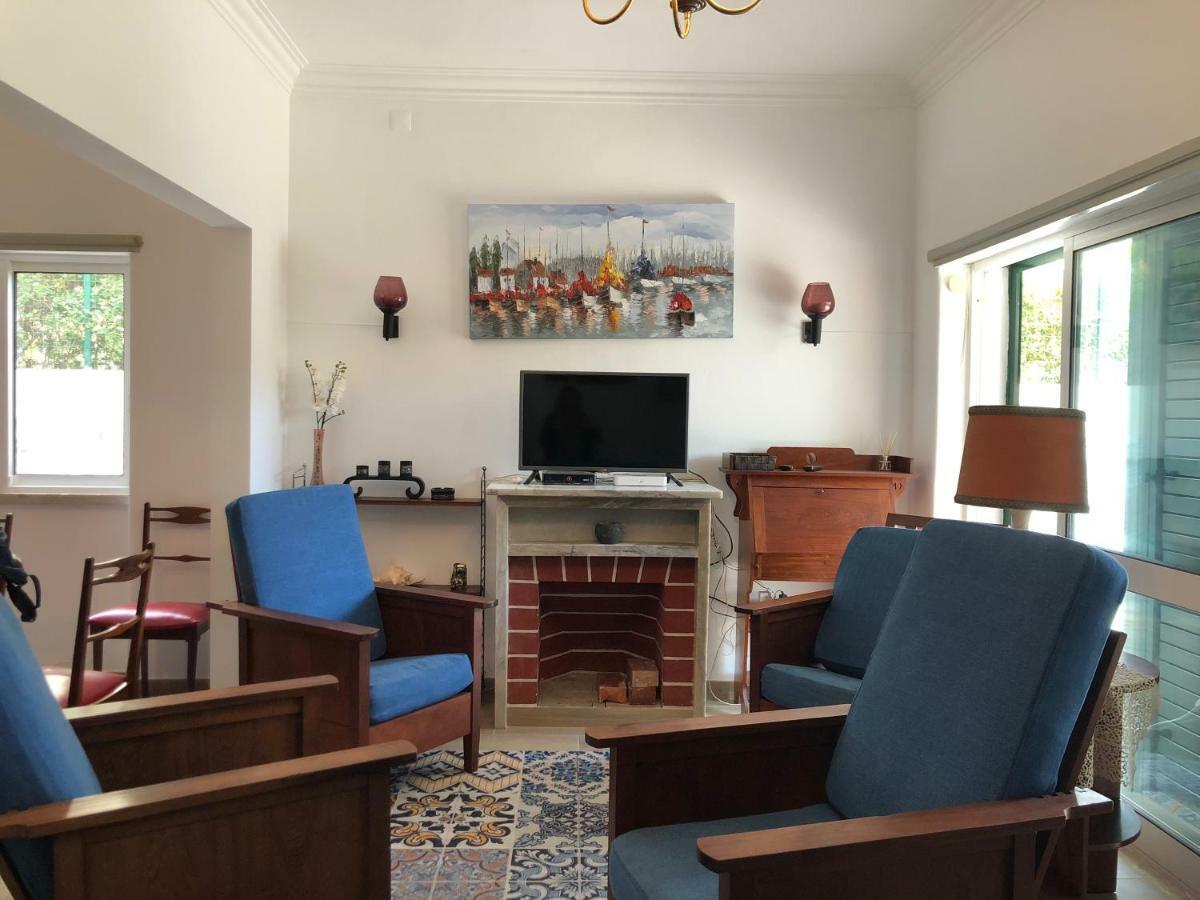 Caparica Beach House Holiday Home Кошта-да-Капаріка Екстер'єр фото