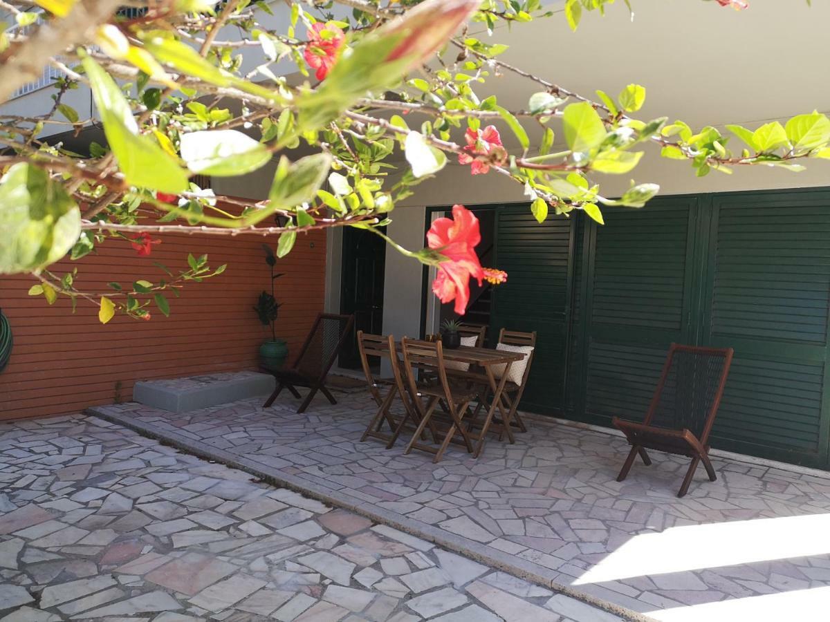Caparica Beach House Holiday Home Кошта-да-Капаріка Екстер'єр фото